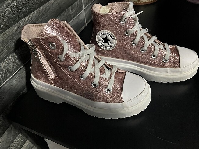 Simli Converse Bot