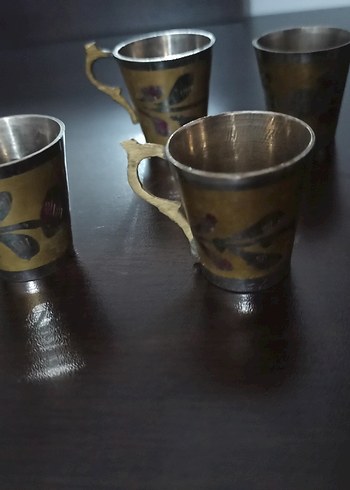 Küçük Altın Renkli İşlemeli Metal Fincanlar - Görsel 2