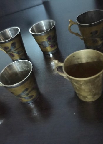 Küçük Altın Renkli İşlemeli Metal Fincanlar - Görsel 3