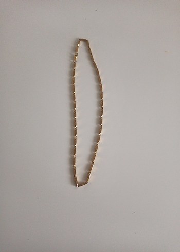 Uzun Zincir Detaylı Altın Renkli Kolye - Görsel 3