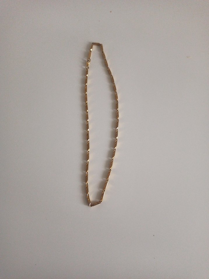 Uzun Zincir Detaylı Altın Renkli Kolye - Görsel 3