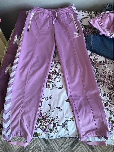 Hummel lila takım