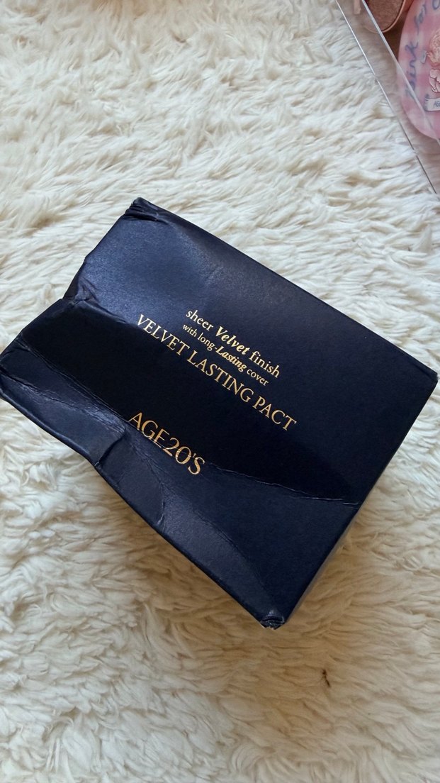 AGE20'S Velvet Lasting Pact Fondöten - Görsel 3