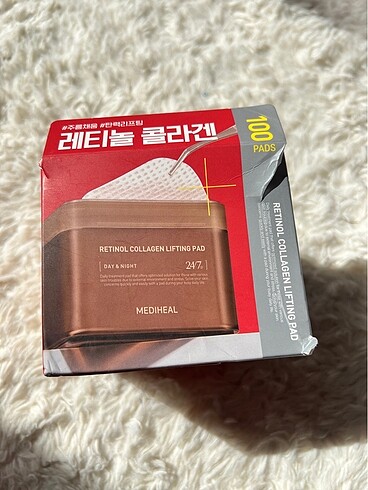 Mediheal Retinol Collagen Toner Pad