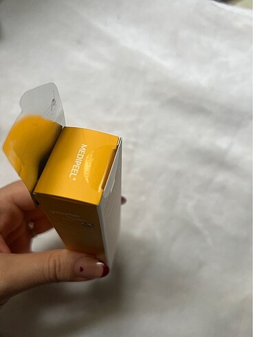 Diğer Medipeel Vitamin Wrapping Soyulan Maske 4ml x 4