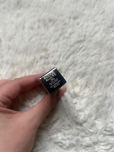 Chanel Chanell Rouge Allure Ink 152 Choquant