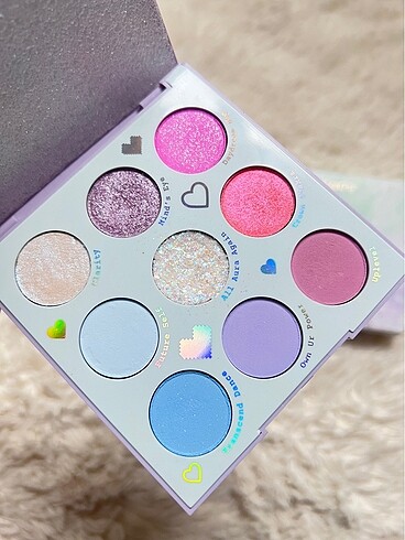 ColourPop Colourpop İn A Trance Far Paleti