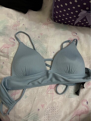 bikini üstü