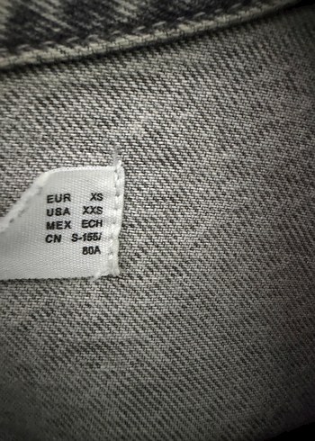 Gri Düğmeli Kadın Denim Ceket - Görsel 4