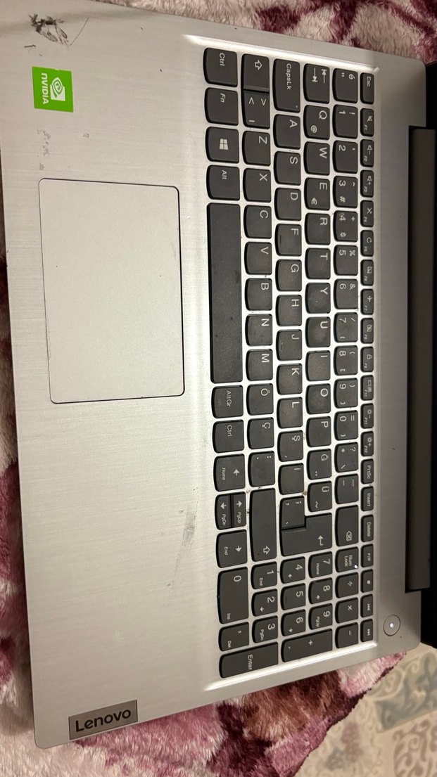 Lenovo IdeaPad 3  i5 10. Nesil  8 GB RAM - Görsel 4