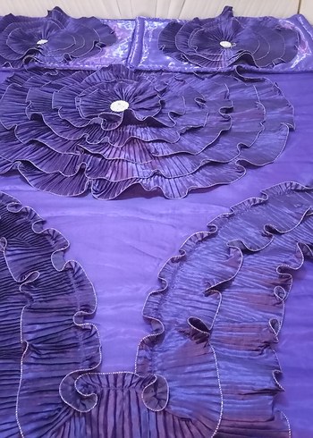 Koyu Mor Nakışlı Yatak Örtüsü - Görsel 3