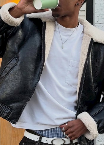 bershka vinil efektli suni kürklü ceket - Görsel 4