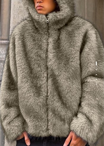Kapüşonlu Bej Kadın Suni Kürk Ceket - Görsel 3