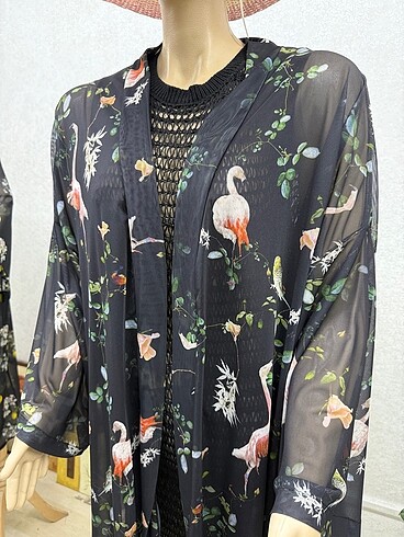 Flamingo desenli pareo - Görsel 3