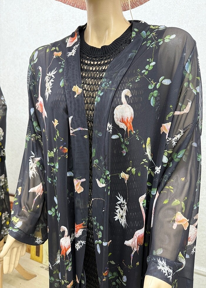 Flamingo desenli pareo - Görsel 3