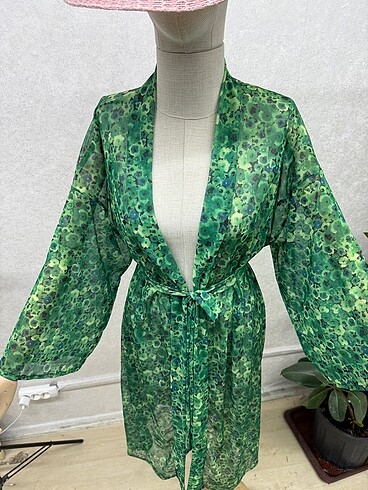 Yeşil desenli pareo - Görsel 5