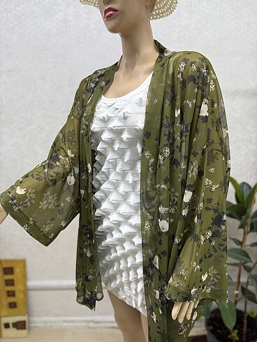 Haki pareo - Görsel 2