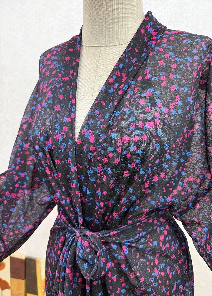 Çiçekli pareo - Görsel 3