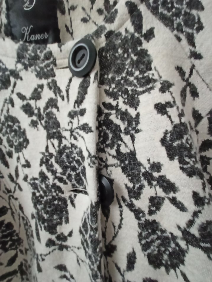 Çiçek Desenli Düğmeli Kadın Ceket - Görsel 4