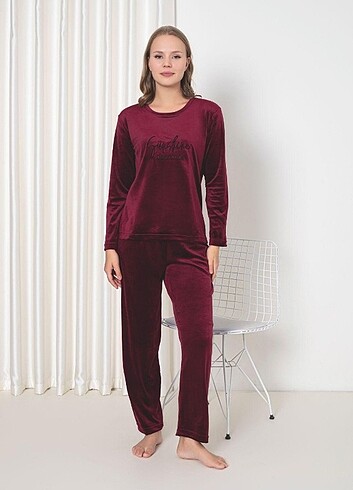 Kadife pijama takımı