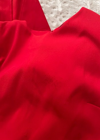 Uzun Kollu Kırmızı  Elbise - Görsel 2
