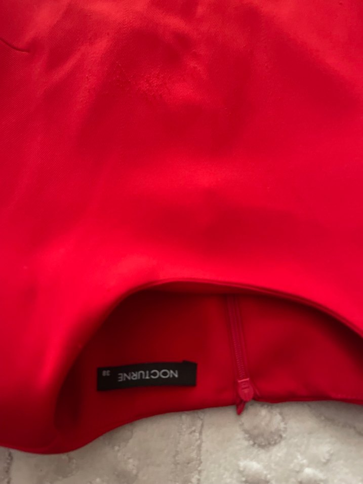 Uzun Kollu Kırmızı  Elbise - Görsel 4