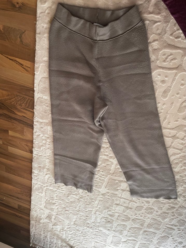 Gri Kapüşonlu Fermuarlı Kadın Yelek - Görsel 4