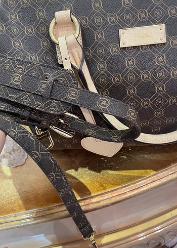 Bej Vakko Deri Kadın Monogramlı Çanta - Görsel 5