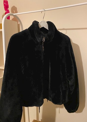 Siyah Kadın Kürk - Görsel 2