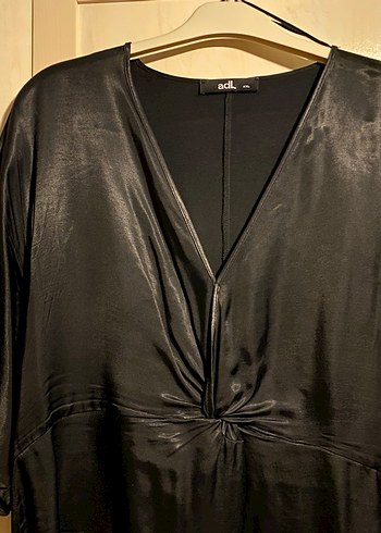 Siyah Kadın Elbisesi - Görsel 2