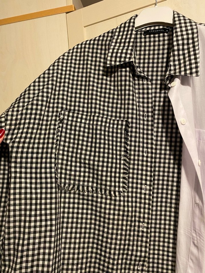 Siyah Beyaz Kadın Gömlek - Görsel 2