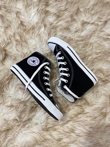 Bayan CONVERSE