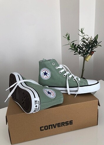 BAYAN CONVERSE 