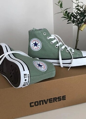 BAYAN CONVERSE 