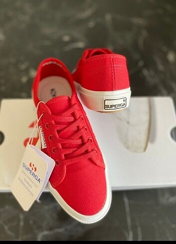38 Beden kırmızı Renk BAYAN SUPERGA