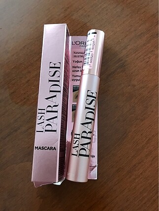 Loreal Lash Paradise Hassas Gözlere Uygun Maskara