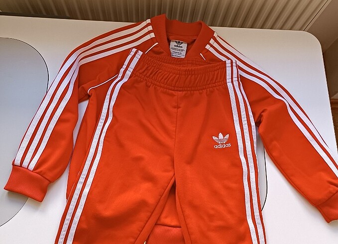 Adidas Bebek eşofman takımı 