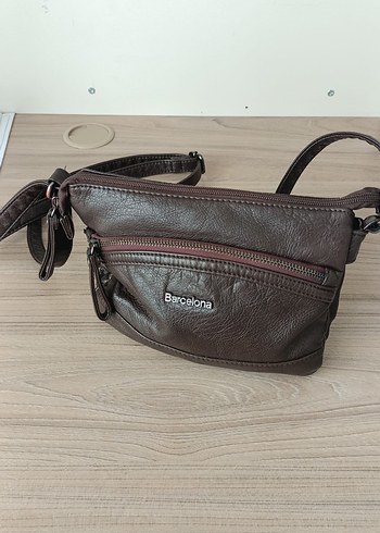 Kahverengi Deri Kadın Omuz Çantası - Görsel 2