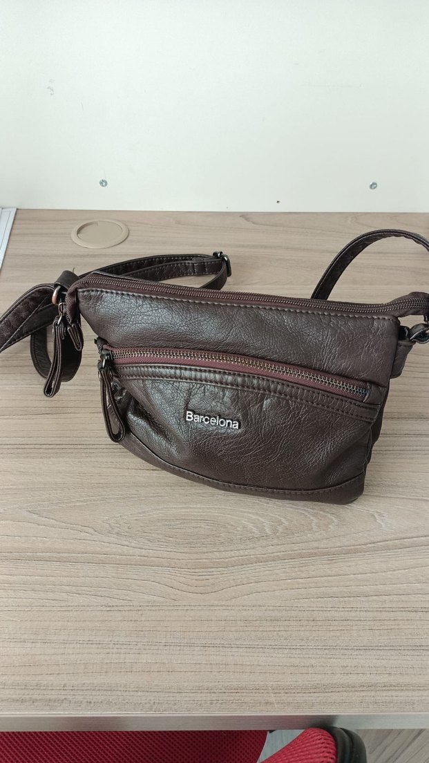 Kahverengi Deri Kadın Omuz Çantası - Görsel 2