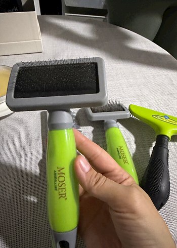 MOSER Yeşil Kedi Tüy Bakım Seti - Görsel 2