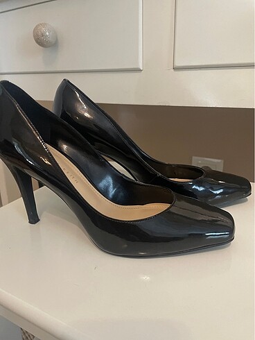 37 Beden Stiletto rugan