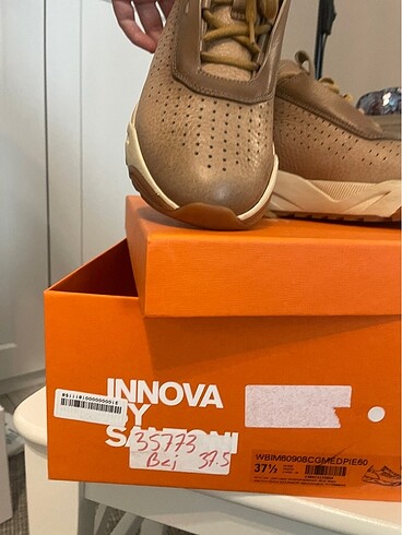 37,5 Beden Santoni
