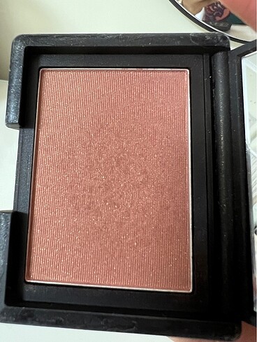 Beden NARS allık love joy