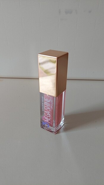 Golden rose 3d mega shine lip gloss 121 sparkle 