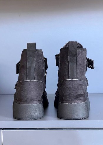 Ugg Siyah Süet UGG Kadın Günlük Dolgu Topuk Bot