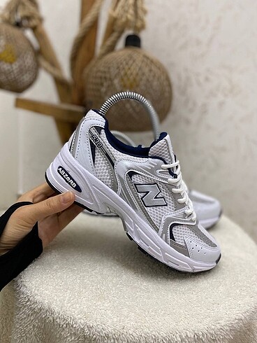 New balance 530
