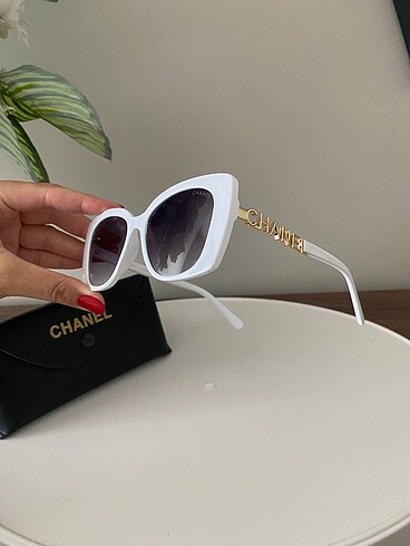 Chanel güneş gözlüğü