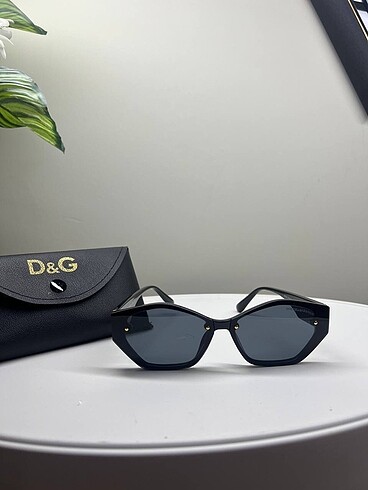  Beden siyah Renk Dolce & Gabbana güneş gözlüğü