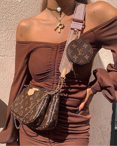 Louis Vuitton askılı cüzdanlı çanta
