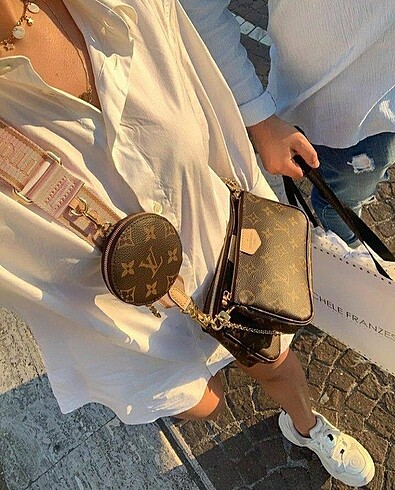 Louis Vuitton Louis Vuitton askılı cüzdanlı çanta